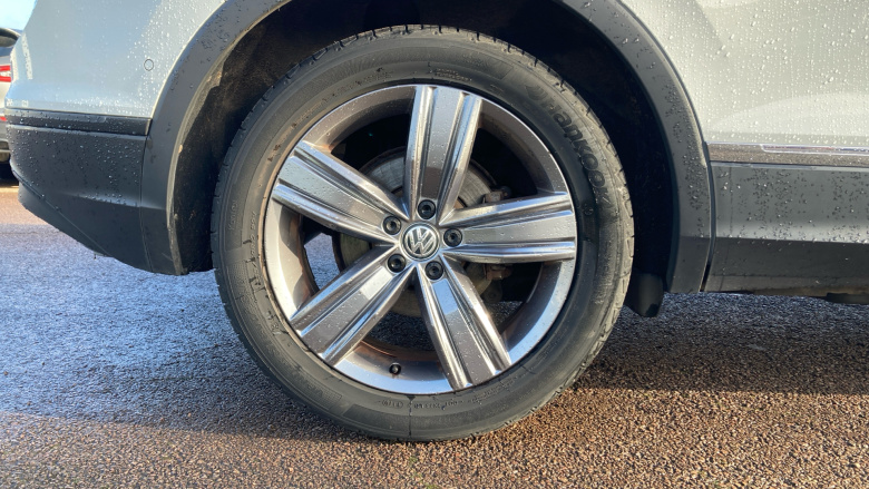 Volkswagen Tiguan 1.5 TSi EVO 150 Match 5dr Petrol Estate